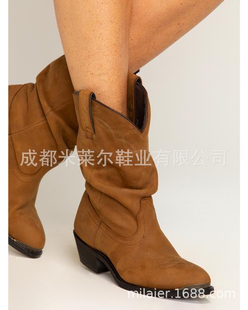 掘金冬季鞋履市场 新款靴子代理厂家选择、品牌鉴别与热帖营销全攻略